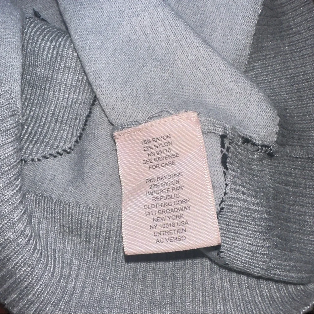 philosophy Women’s Grey With Black Polk Dots Sweater Size Small Rayon‎ And Nylon